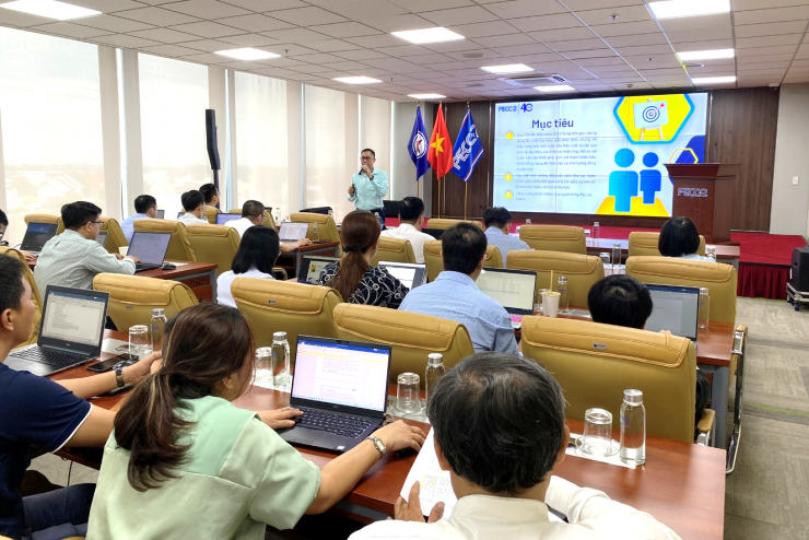 PECC2 TỔ CHỨC SINH HOẠT CHUYÊN ĐỀ "NHỮNG ĐIỂM MỚI TRONG DỰ THẢO QUY CHẾ ĐẤU THẦU PECC2"